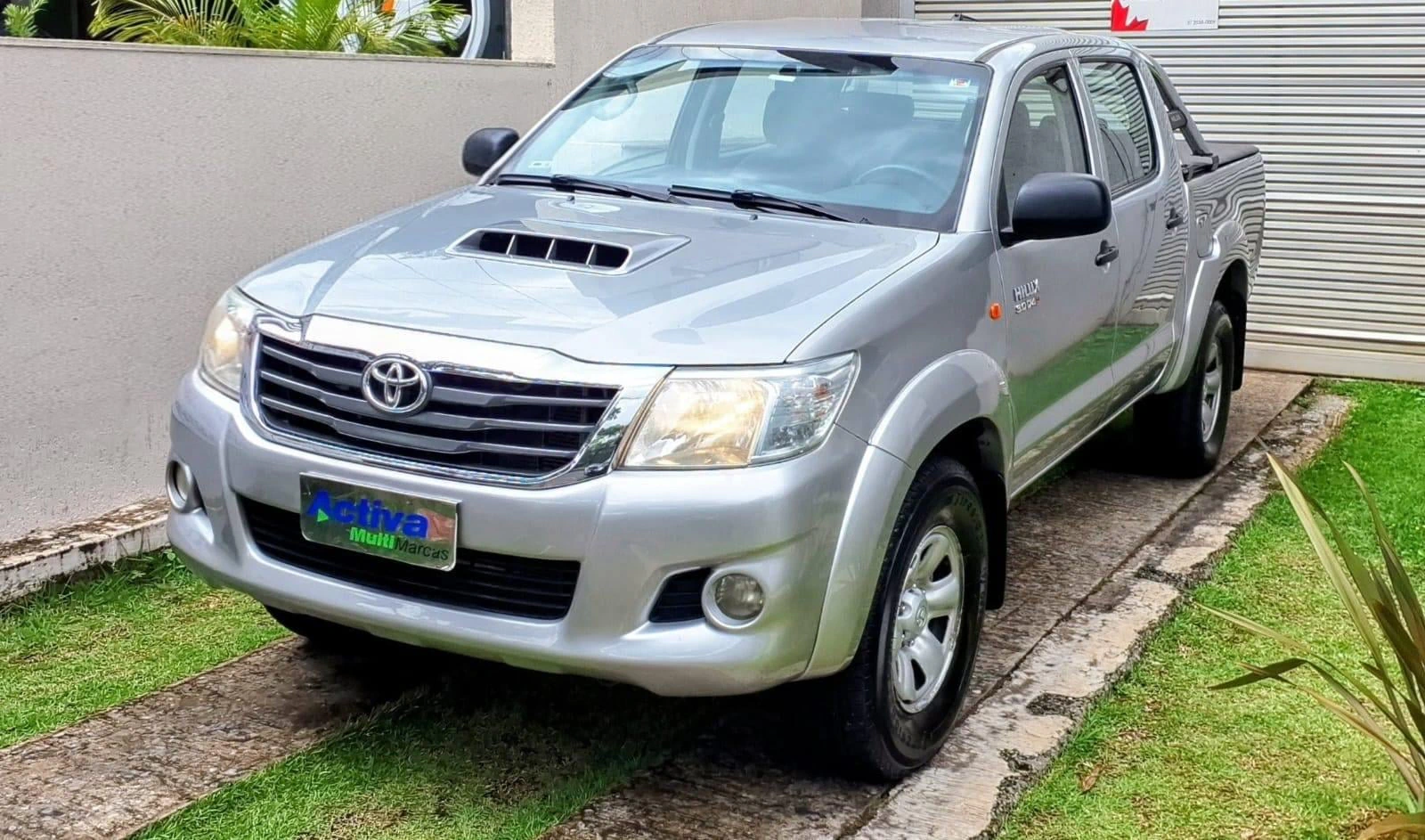Toyota Toyota Hilux 3.0 Std 4x4 Cd 16v Turbo Intercooler Diesel 4p Manual 2015/2015 - Prata - 2015/2015